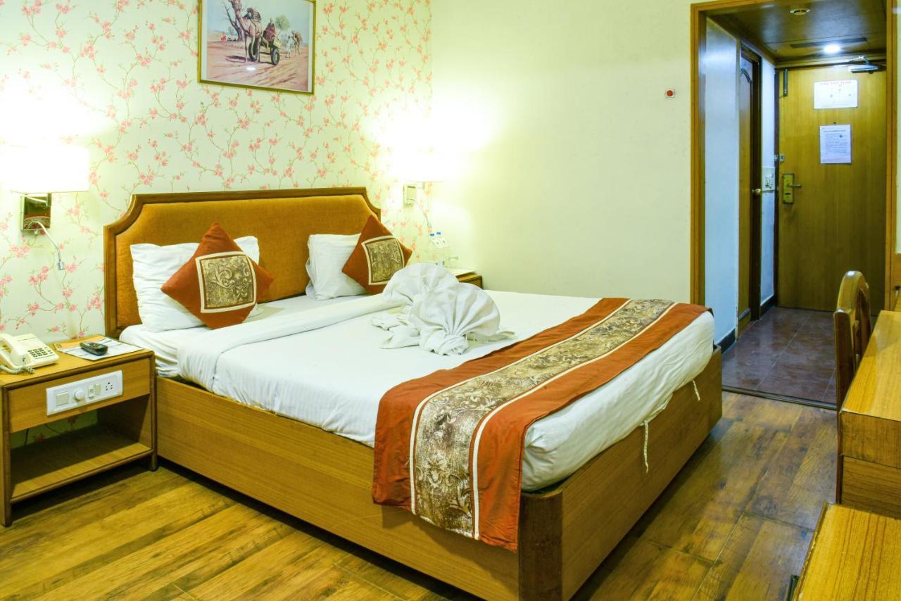Quality Inn Residency Hyderabad Exterior photo