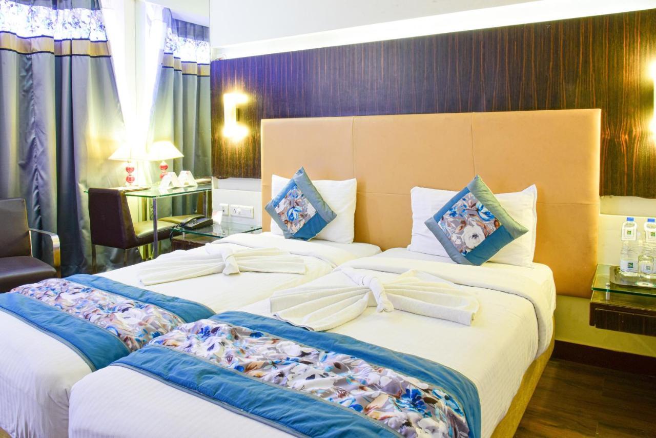 Quality Inn Residency Hyderabad Exterior photo