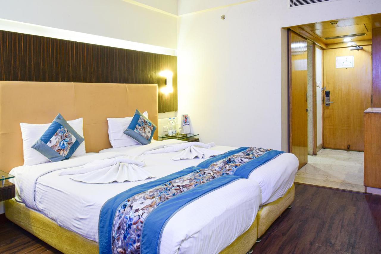 Quality Inn Residency Hyderabad Exterior photo