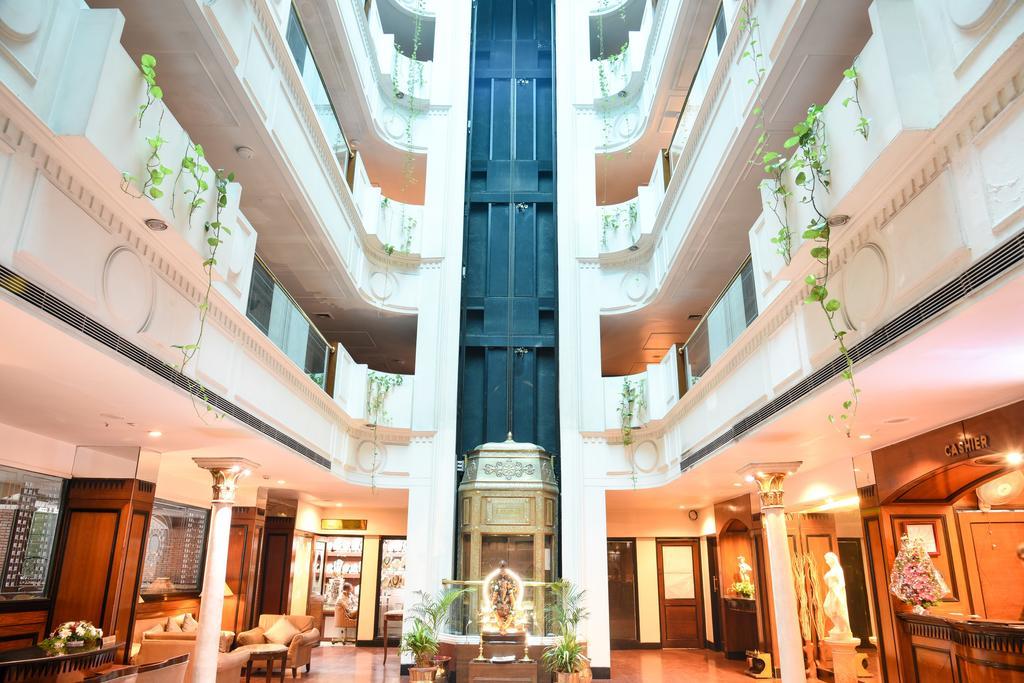 Quality Inn Residency Hyderabad Exterior photo