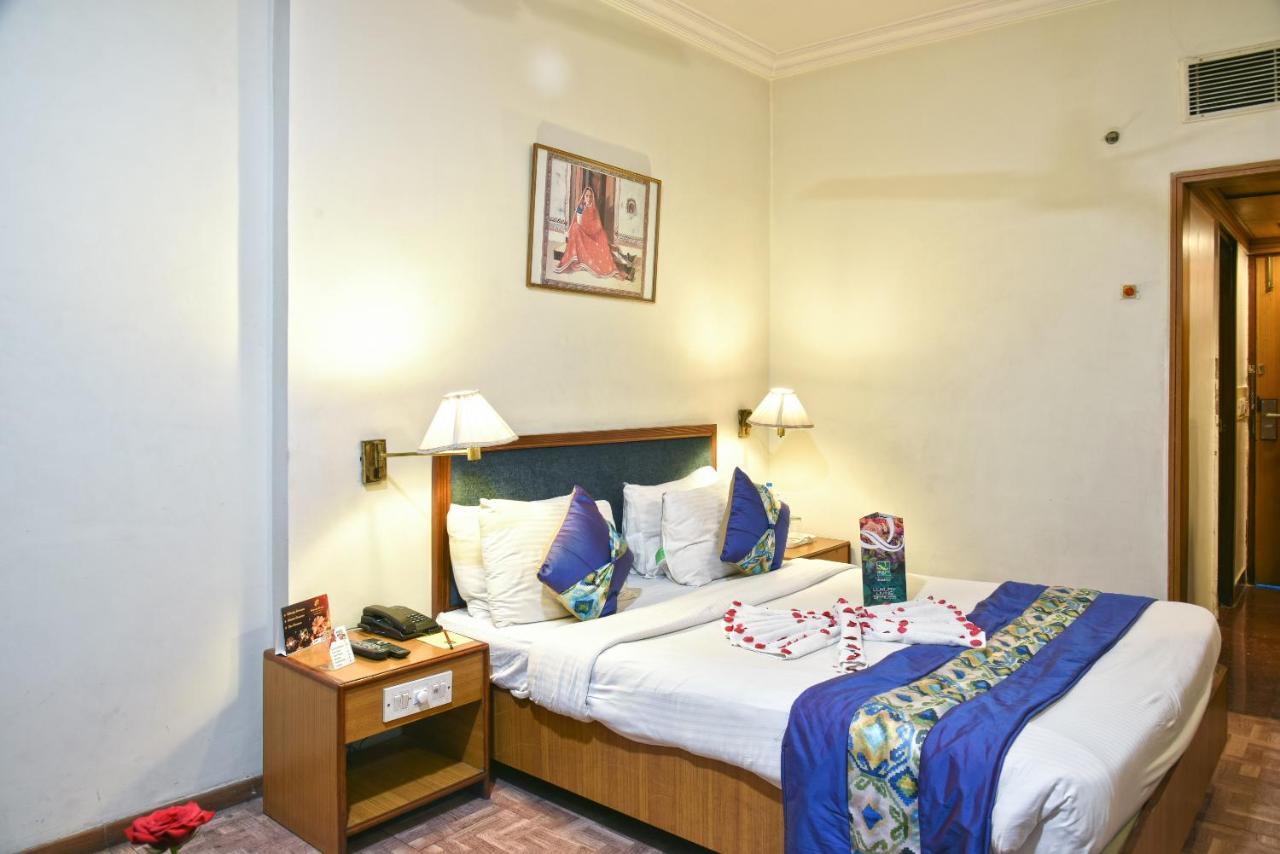 Quality Inn Residency Hyderabad Exterior photo