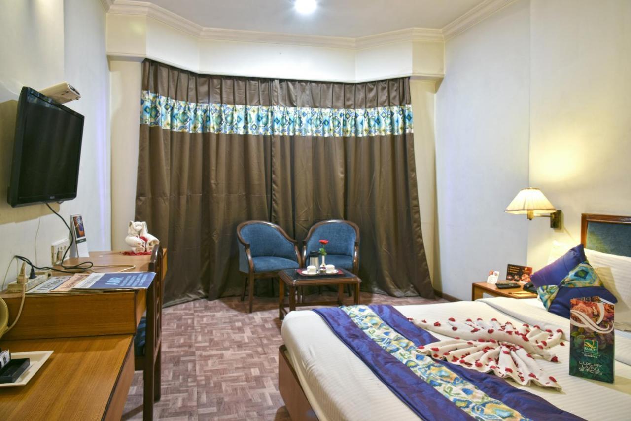 Quality Inn Residency Hyderabad Exterior photo