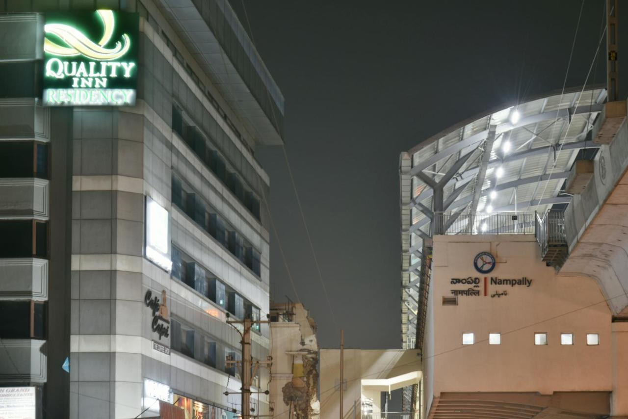 Quality Inn Residency Hyderabad Exterior photo